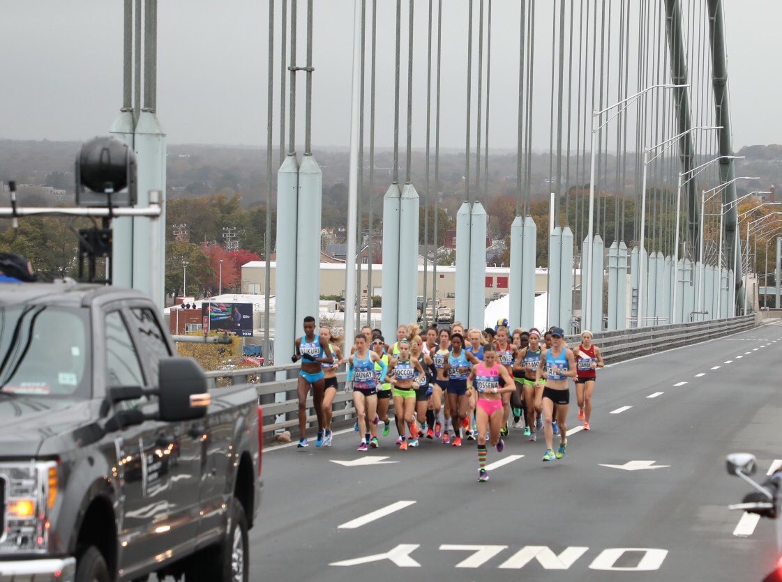 nycmarathon's tweet image. The professional women are off and running, making their way up the Verrazano Bridge #TCSNYCMarathon