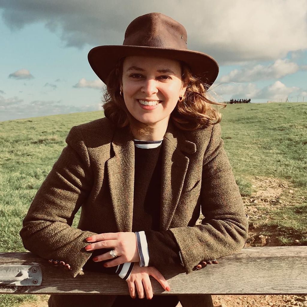MonBretonLondon's tweet photo. On Sundays we copy-cat K-Middy’s Vogue cover #duchessofcambridge #countrygirl #sussexdowns #lewes #firle #charlest… https://t.co/axPXe6KjpW https://t.co/9NnS6oSVl5
