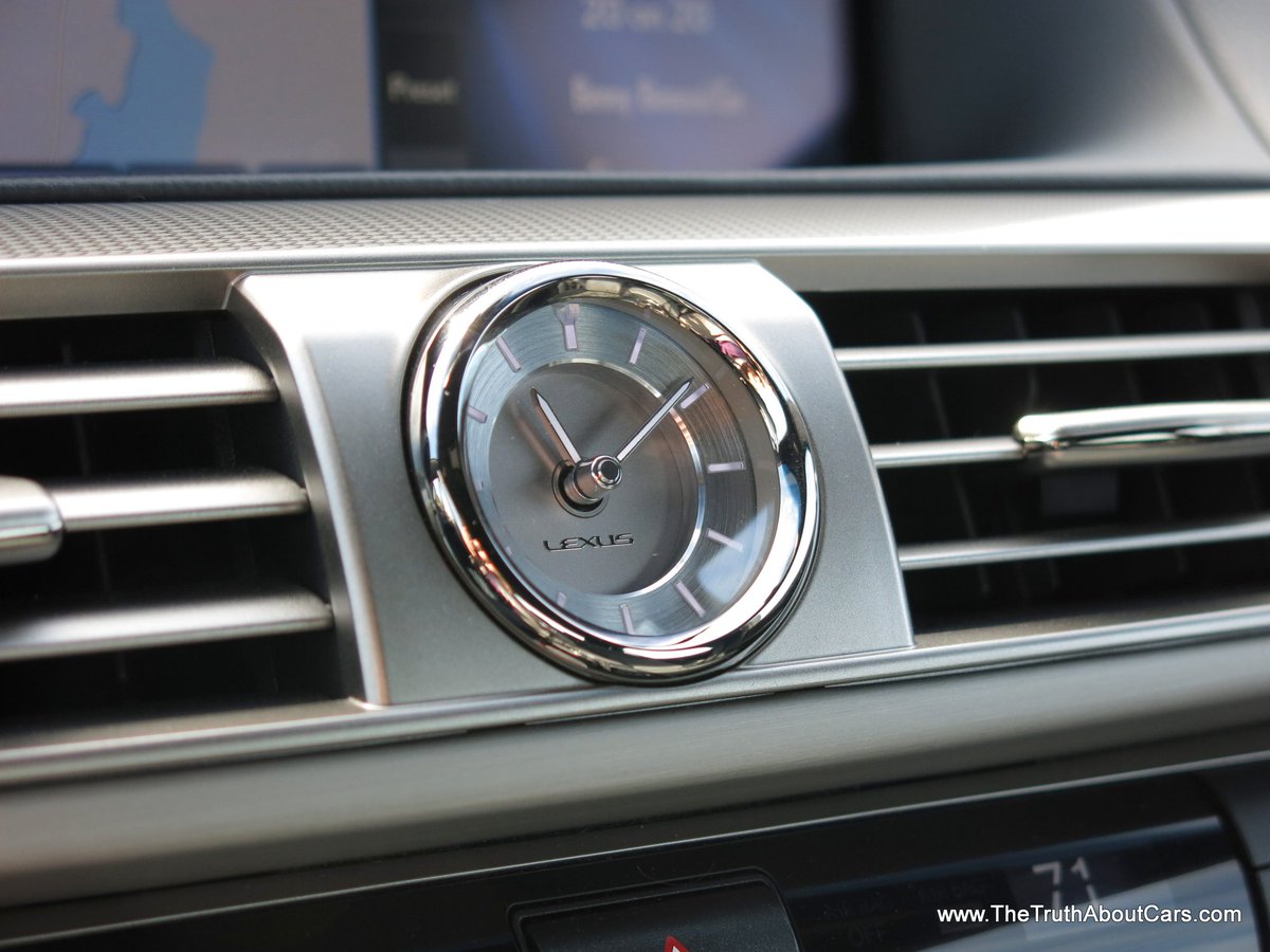 GDOTSW's tweet image. Happy Sunday, Southwest Georgia! Be sure to #ArriveOnTime to work tomorrow by setting your car clock back an hour. #DaylightSavingEnd ⏰