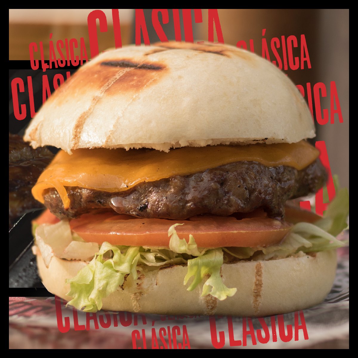 Diggsargentina's tweet photo. El día del #superclásico ¿qué mejor que una burger clásica de Diggs? #burger #palermo #streetfood #beer #cerveza #hamburguesa #De11a3AM https://t.co/iorL4bVL3h