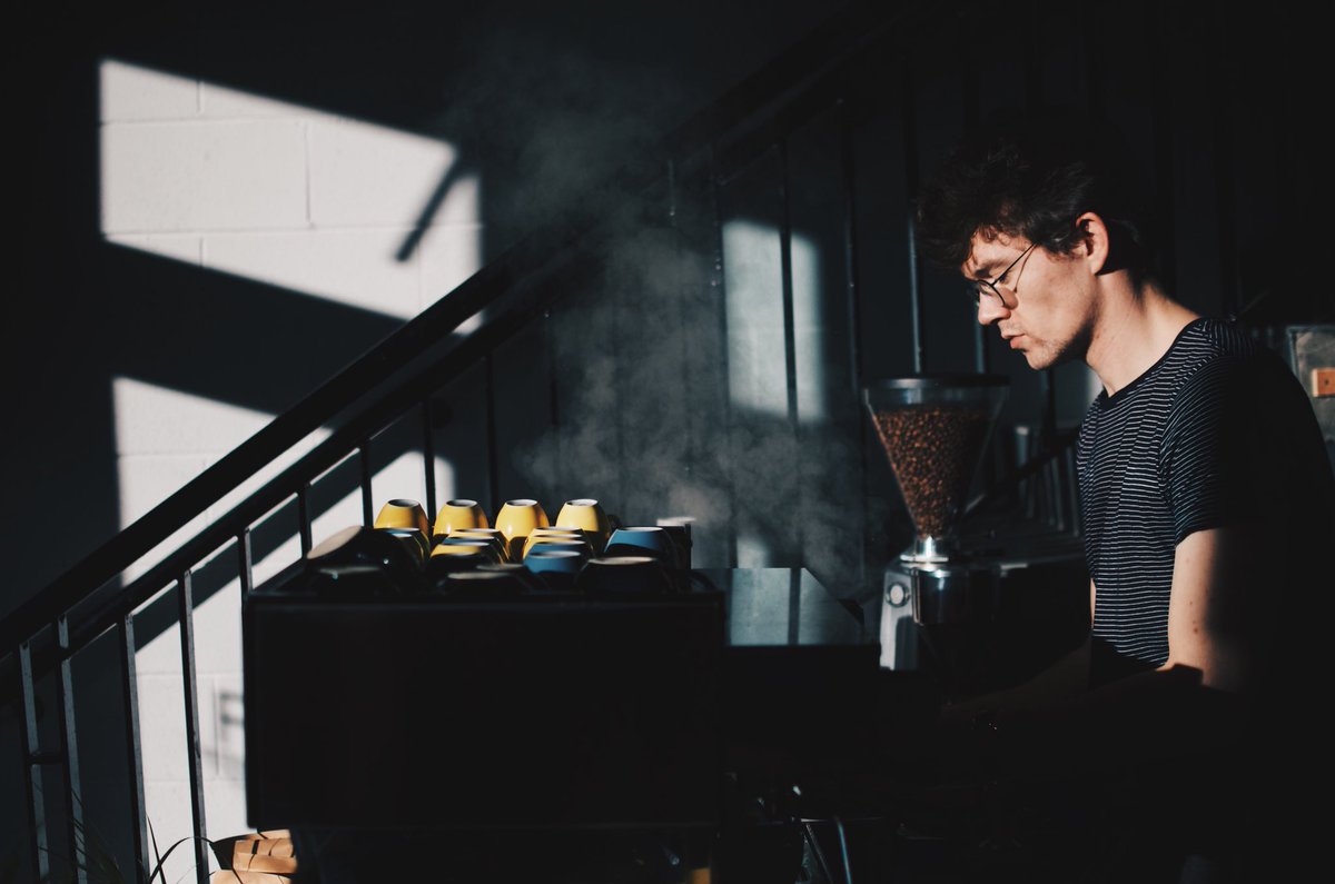 This autumn sun is amazing! ☀️🍂🍁 #fika #forfikasake #glasgow #autumn