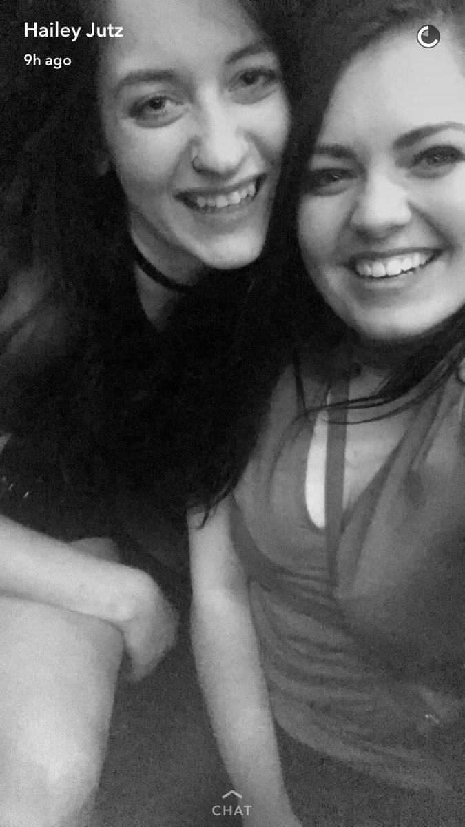 cheylhart's tweet photo. Happy fn 22nd Birthday to @MissHaileyJutz  I love you 💕 https://t.co/8rUD28pyT1