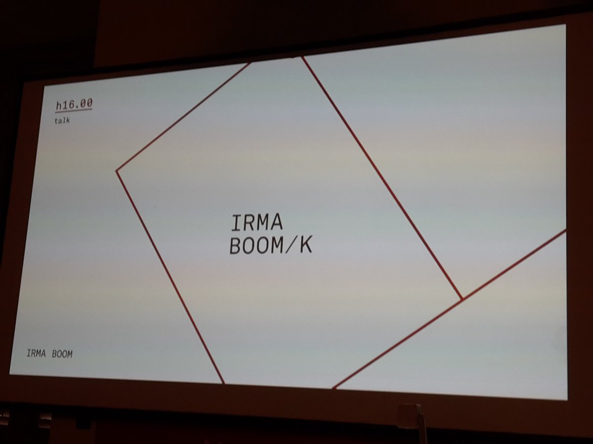 SoniaBalduz's tweet photo. Tra poco a #FlatArtBookFair inizia la talk della più grande book #designer del mondo! In #primafila per @irma_boom ❤ https://t.co/wcnwArNqt7