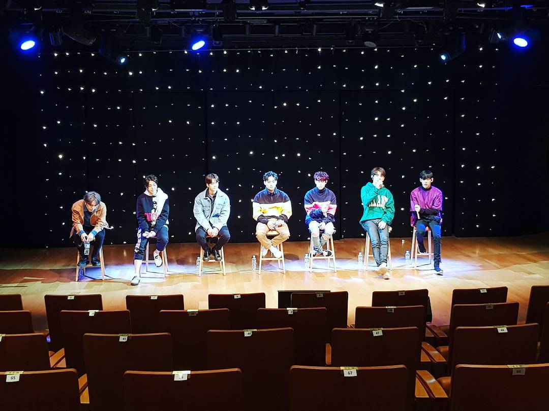 Defars1694's tweet photo. Let's join! 
#JYPE_TreatGOT7Better
#JYP_GOT7_아티스트대우해
#GOT7 https://t.co/llcLSsMSeL