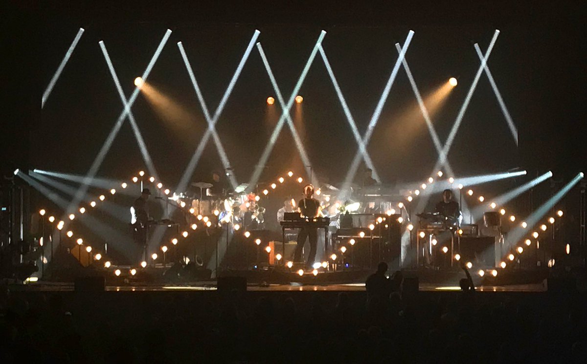 jzaradesign's tweet photo. @boniver was magical last night. 
@USCellularCTR // 11.04.17
#avlmusic #avlent https://t.co/DUERhWUfv3