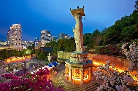 KStoryManila's tweet photo. Experience traditional tea ceremony &amp; learn about Korea's Buddhist culture at Bongeunsa Temple 👉https://t.co/HGmriLQLkx #VisitKorea https://t.co/TeB4k0qwYD