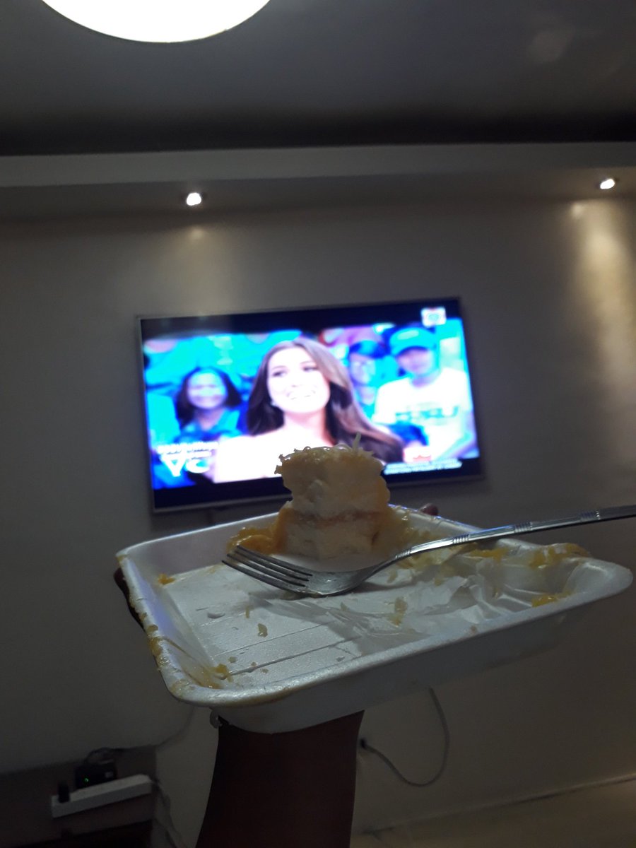 amialexie's tweet photo. AT TALAGANG DI NA AKO NAGPLATITO MAN LANG. #PGProblems https://t.co/7KYtwlRb4S