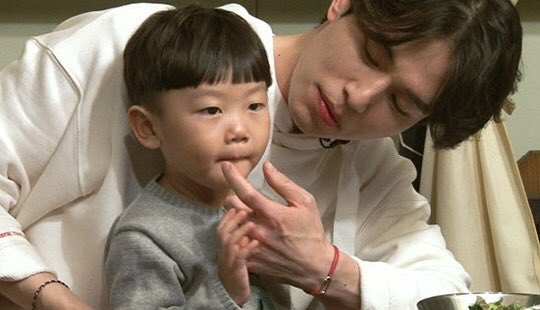 dongwookarchive's tweet photo. https://t.co/d2XD05hMgg