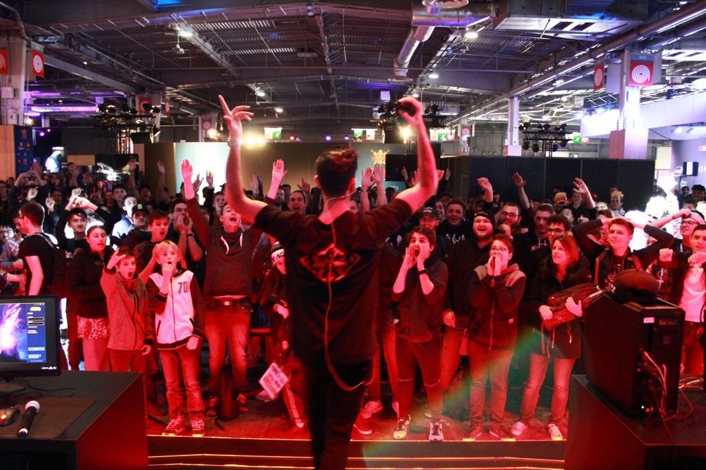 Excellente ambiance au stand #OMEN de la #PGW2017 avec <a href="/MelioDacosta/">Melio Freecs</a>. #bigup à la chaleureuse communauté des #gamers que je connaissais peu.