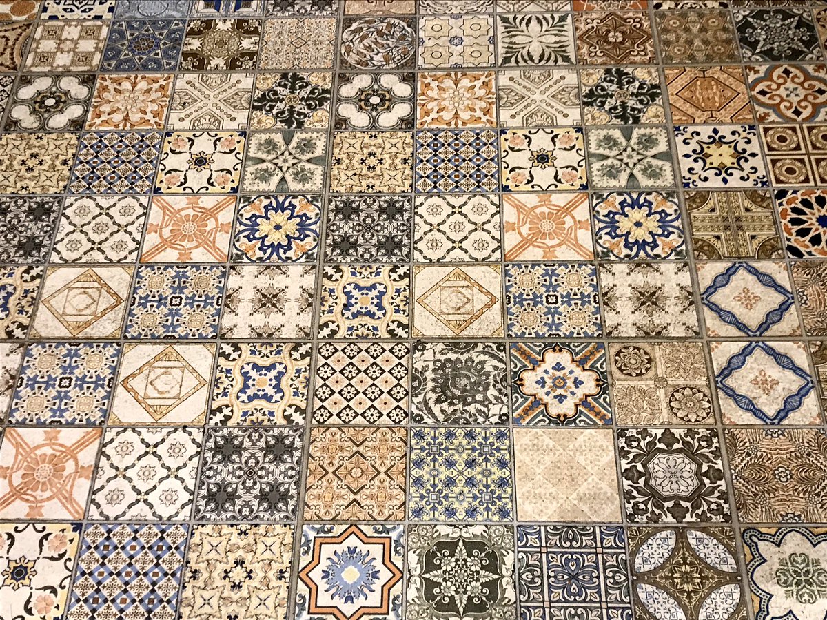 TVsAndyClarke's tweet photo. Looking for a good #Sundaylunch in the west? @TheSwanTyth is back &amp; is great!I would show u pics but I ate fast so here's the floor instead. https://t.co/sOIbP6YpDI