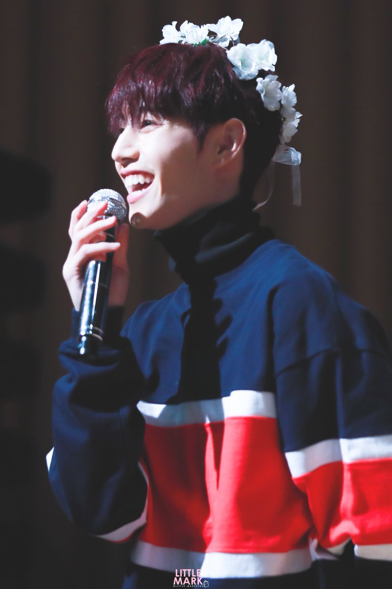 Little_Mark0904's tweet photo. [HQ] 171105 special event
#GOT7 #갓세븐 #MARK #마크 @mtuan93 https://t.co/kN60VLWKmU