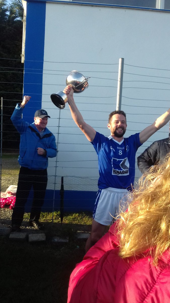 The winning captain for <a href="/TooreenHurlers/">Tooreen GAA Hurlers</a> Stephen Coyne