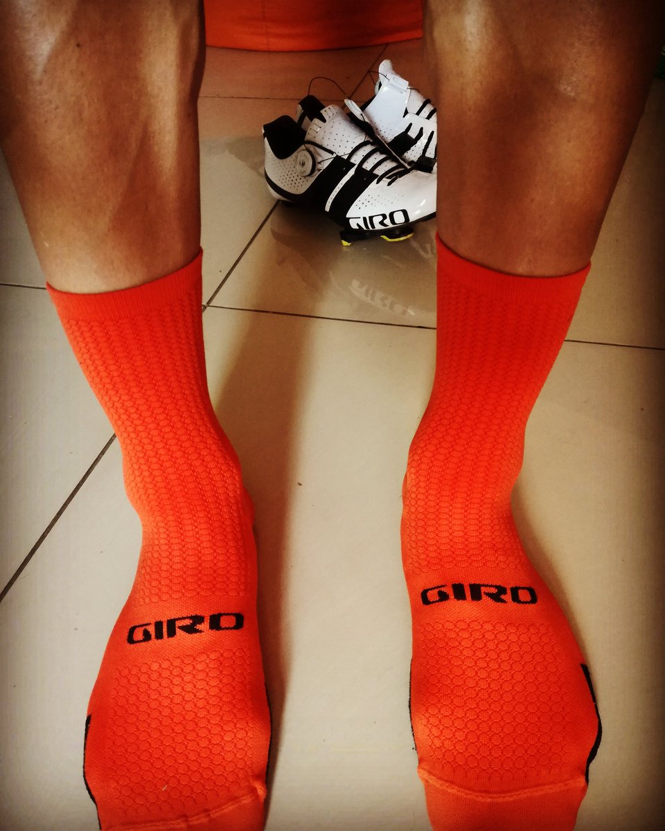 geracastro7's tweet photo. @girocycling 🔝👍 + @SOLESTAR_Insole 🚴💨 The best combo!! #girocycling #solestar #girosocks #chuecas #cyclinglife #MOREpassion #MOREbike https://t.co/sM3csd0RPA