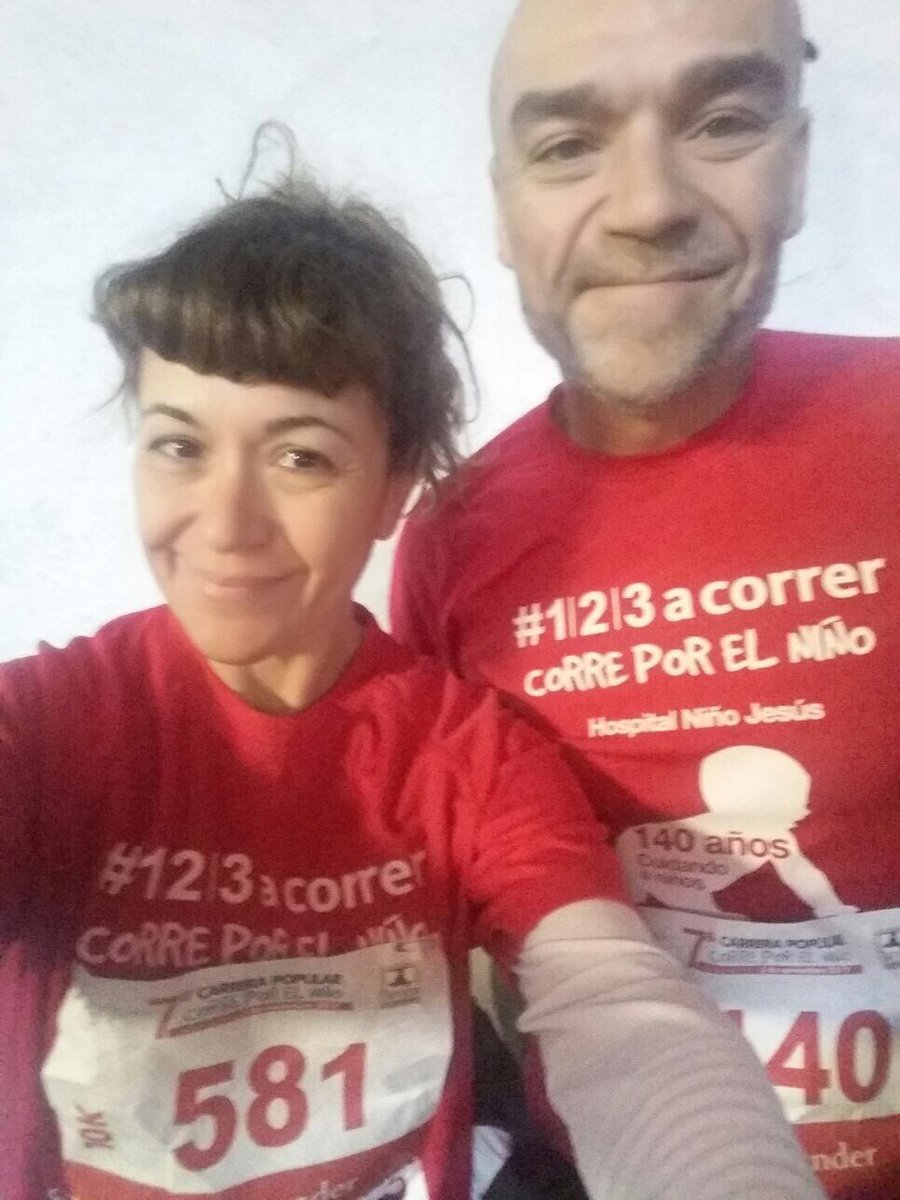 EfBau's tweet photo. Gracias a @CorrePorElNino por esos 10 km tan especiales ¡El año que viene más! #CorrePorElNiño2017 #TigerRunner #CoupleOfTigers https://t.co/X6Xl3m4MIl