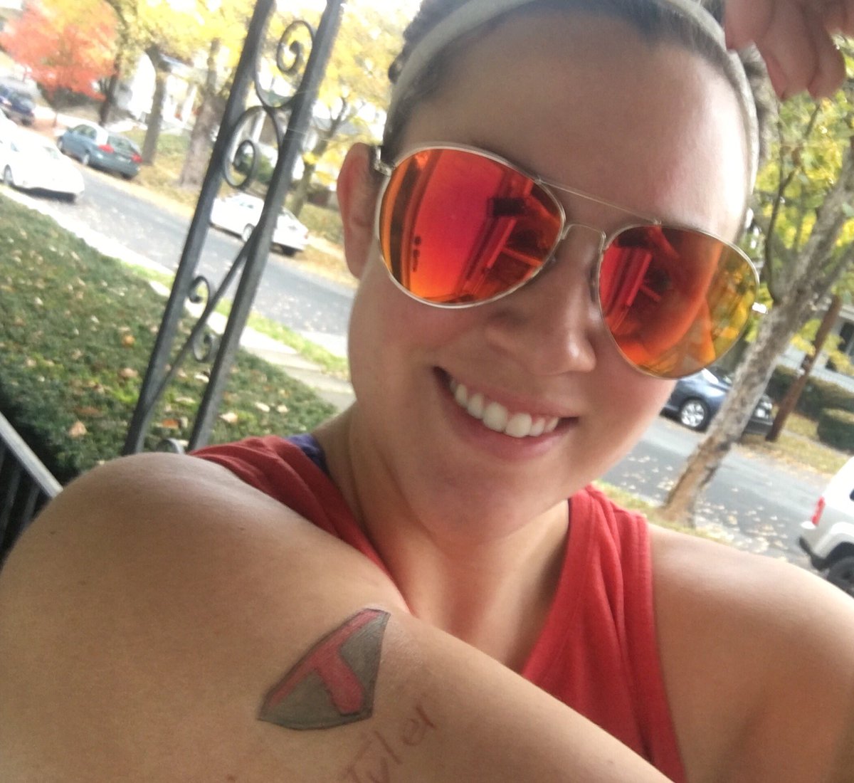 stacylange's tweet photo. Feel that #SuperTyler power!! Good luck to my @wnep desk mate @JulieSidoniWNEP & @RyanLeckey @CoreyBurns27 @LaraGreenbergTV in the NYC marathon! #ryansrun8 https://t.co/S64g3DCC20