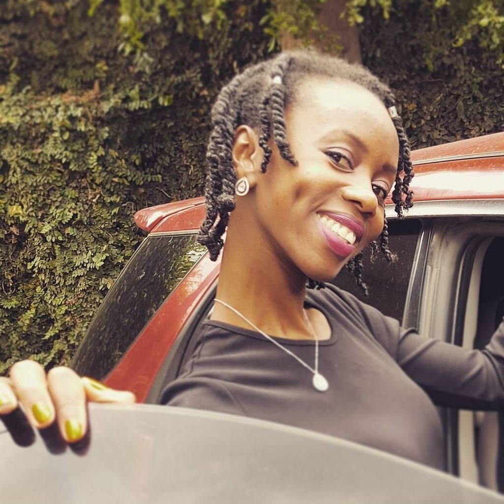 eshwashie's tweet photo. Wishing our CEO a very happy birthday today😊😊🎉🎉 Many happy returns of the day @esthershwashwa #naturalhair #afrobe… https://t.co/1d6B7VcXHL https://t.co/5LmwMYS53I