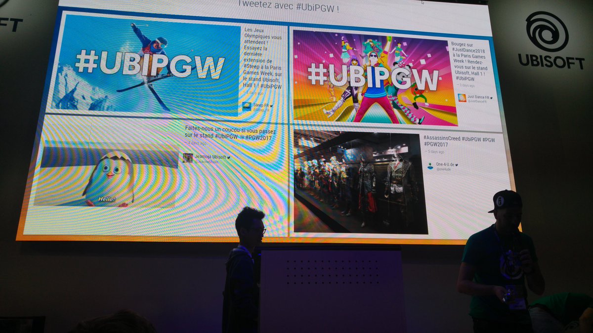 lrscorcx's tweet photo. #UbiPGW ils sont long à distribuer les t-shirt... 😭 https://t.co/JMdgEH4xDL