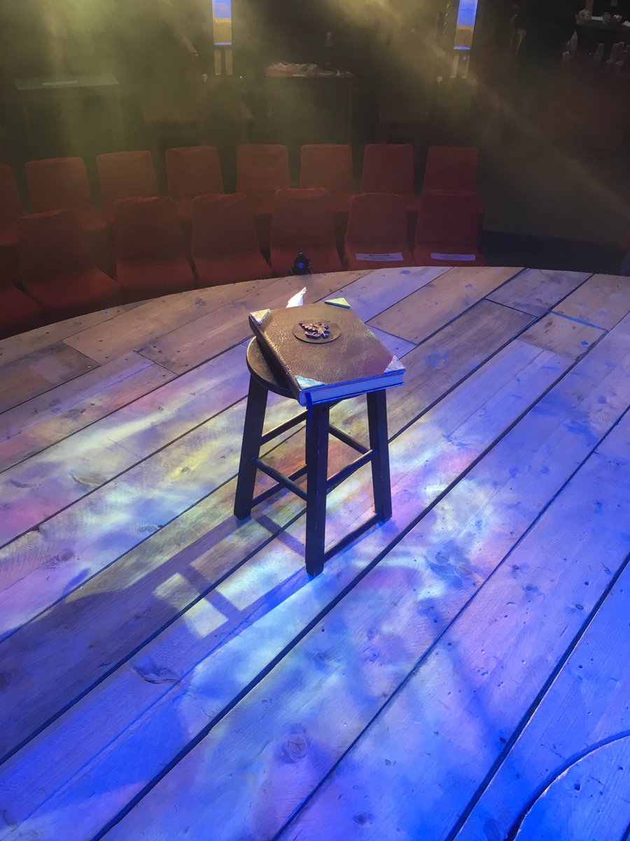 GuildfordBard's tweet photo. One last story to tell...#gscarthur #guildford #theatre #spiegeltent https://t.co/bKacb6hM6D