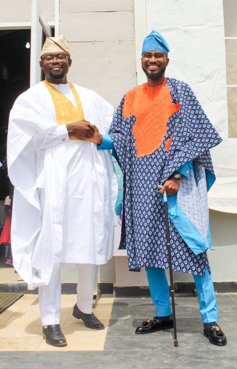 MrFixNigeria's tweet photo. It was a clash of #Agbadas today at the 6th Anniversary Celebration of @HolyhillChurch 😄💪🙌 #TheSundayLook #StyleSundays #TOGASighted https://t.co/oqhrp2RPEM