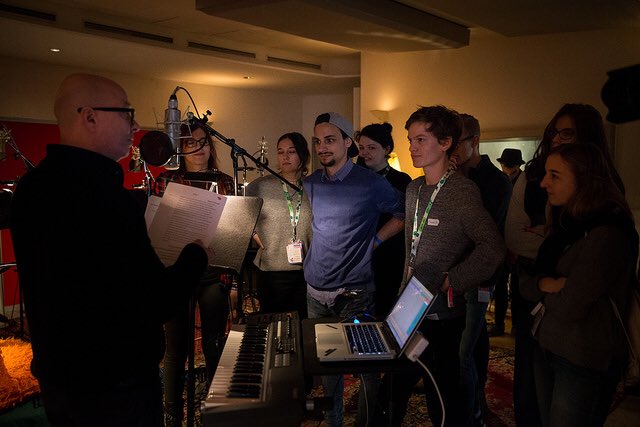 YAmbrusits's tweet photo. Highlight der #JMT17? Die Zeit zwischen Aufstehen und Einschlafen. Und natürlich die Hörspiel-Aufnahme mit @Oliver_Rohrbeck!! https://t.co/5g3xsj6jb0