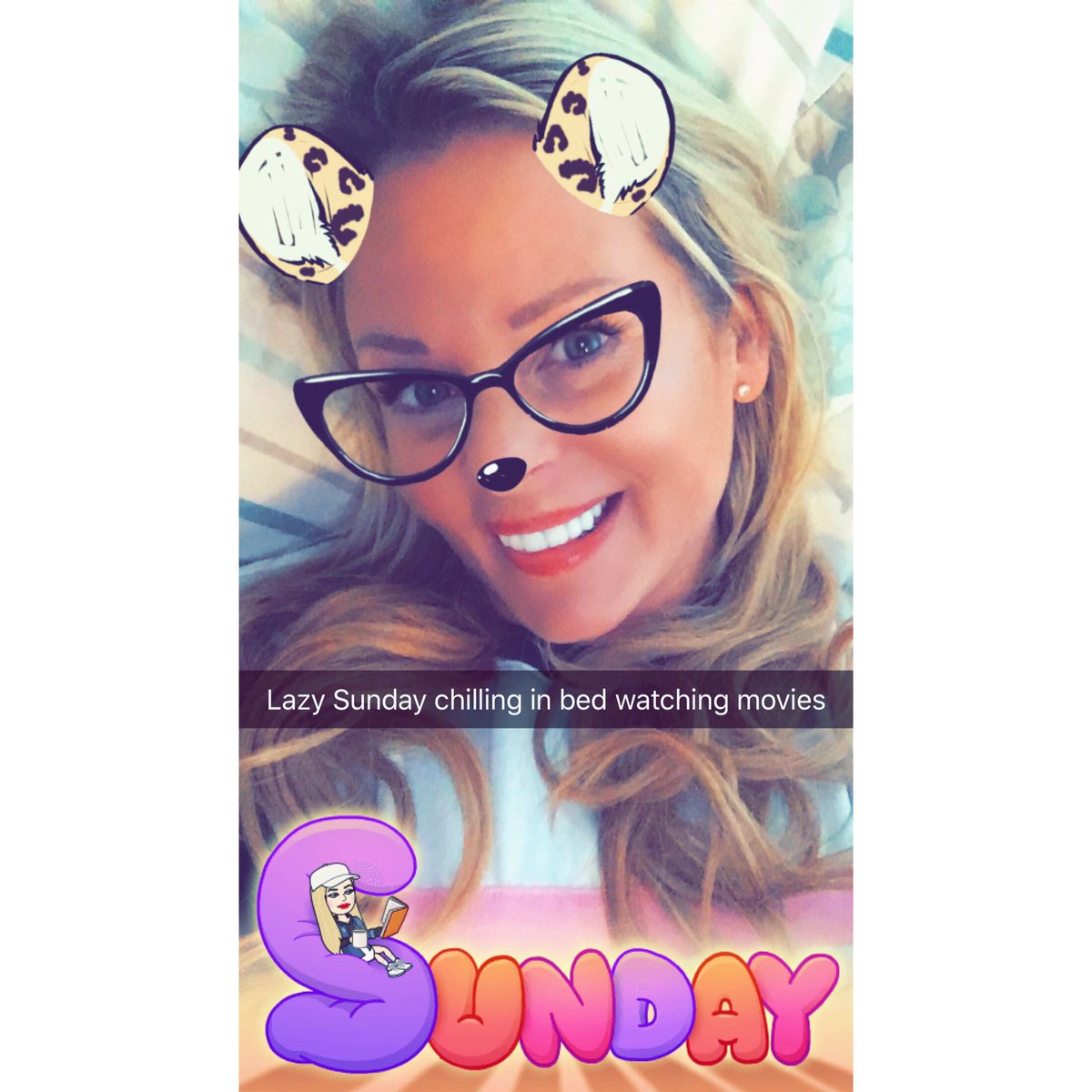 Porcelain_DollX's tweet photo. Heating on full and snuggled up in bed all cozy 😴 #lazysunday https://t.co/ozNF7sptY7
