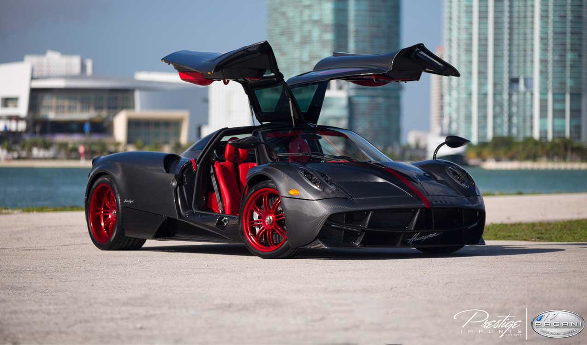 Pagani Huayra😍