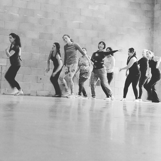 yemadance's tweet photo. Such a fantastic group today! Thank you all for coming to my workshop and learning some Orixa Dance! https://t.co/kjU1Fkphtj