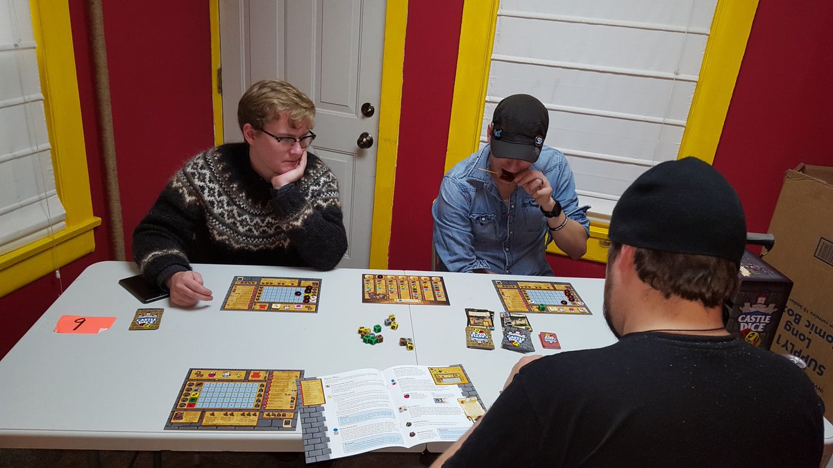 SpritesNDice's tweet photo. Playing some #CastleDice for #ExtraLife.
#boardgames https://t.co/PckJkKhYWw