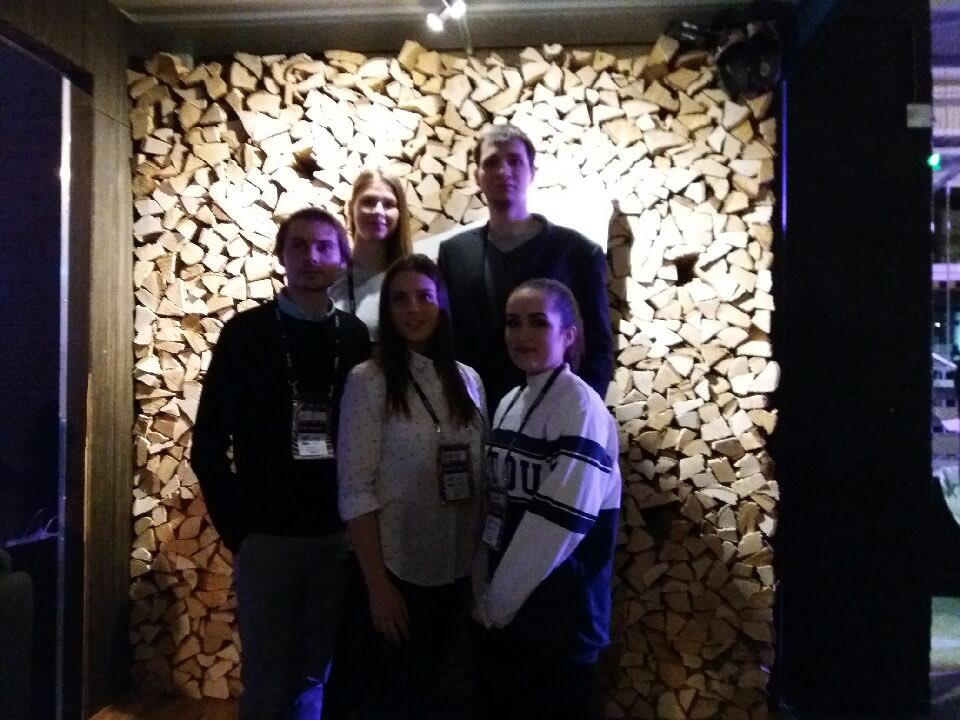 SitraFund's tweet image. ...ja #Dashhack’in Hack the Healthcare -haasteen voittaja on... ...FinCare! Onnittelut koko tiimille! devpost.com/software/finca…