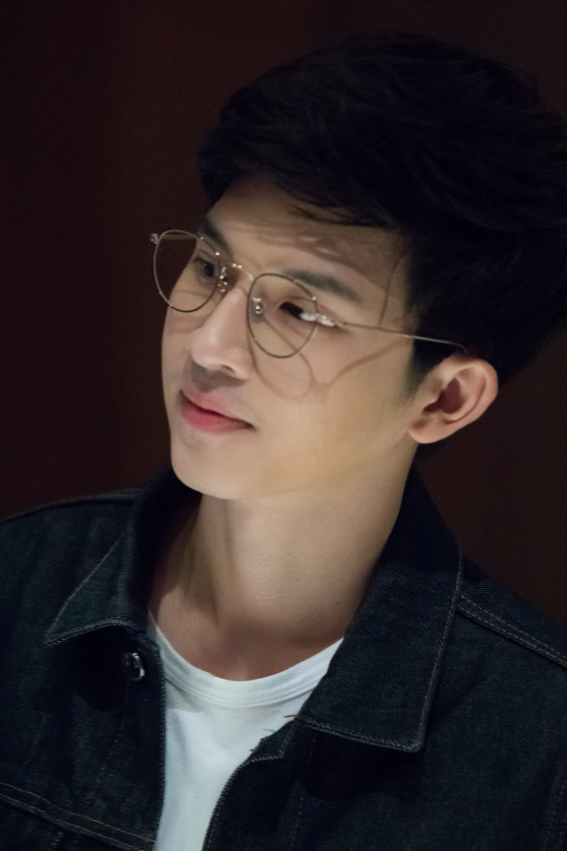 SeeCGame's tweet photo. แพ้ผู้ชายใส่แว่น
@amity_cgame 
#togetherwithmetheseries
#สิ่งเล็กๆที่เรียกว่ารัก #CgameSupawit https://t.co/hnoIs2NWb0