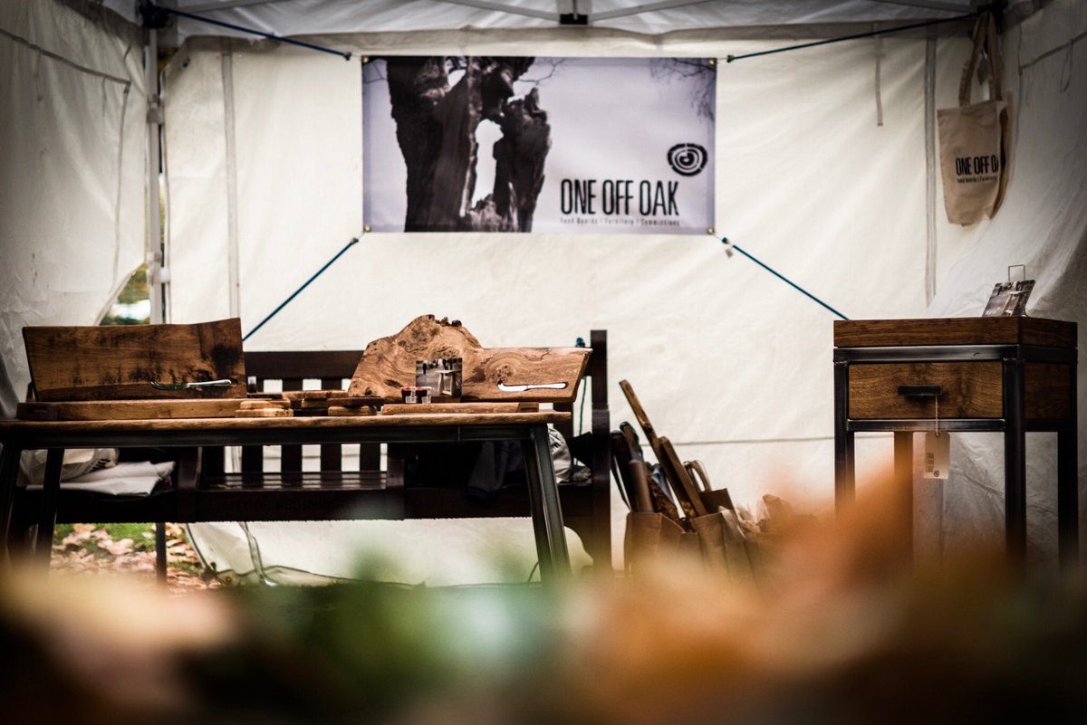 oneoffoak's tweet photo. Cracking day @cabbagesfrocks market yesterday. Looking forward to the 15th Nov with the Xmas lights switch on event. See you there! https://t.co/bHWIHGkO0u