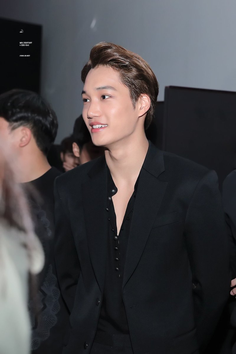 kaipics's tweet photo. a man https://t.co/xjW1akPUIF