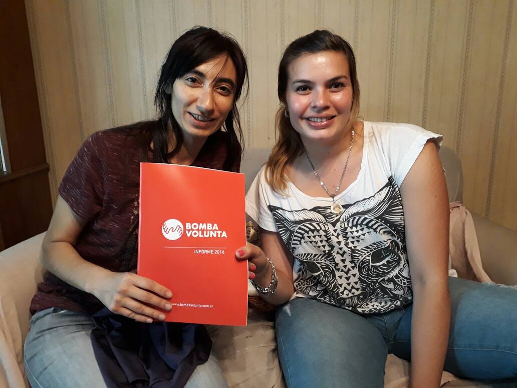BombaVolunta's tweet photo. Les presentamos el informe anual 2016 de #BombaVolunta! GRACIAS 💟 a todos los que nos ayudan a construir este sueño día a día 💟 #VamosPorMás https://t.co/nWH4nrS1l0