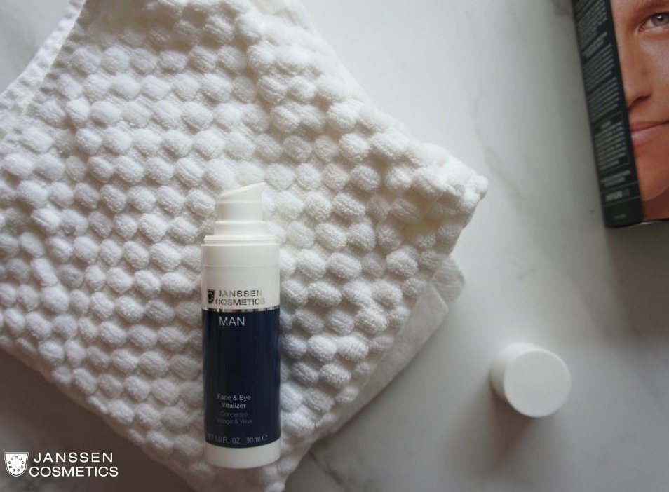 JanssenCosIE's tweet photo. #TipTuesday Our Face & Eye Vitalizer provides moisture and improves the regeneration of the skin ๐๐ #manseries #skincare #onlythebest https://t.co/V2XpjBlRUX