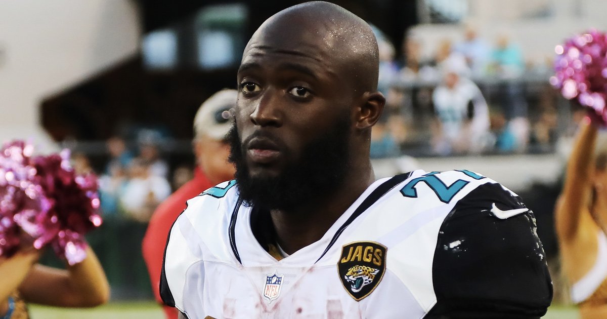 SBNation's tweet photo. Jaguars RB Leonard Fournette is inactive today after violating a team rule, per @AdamSchefter. https://t.co/fZFEggcOAd