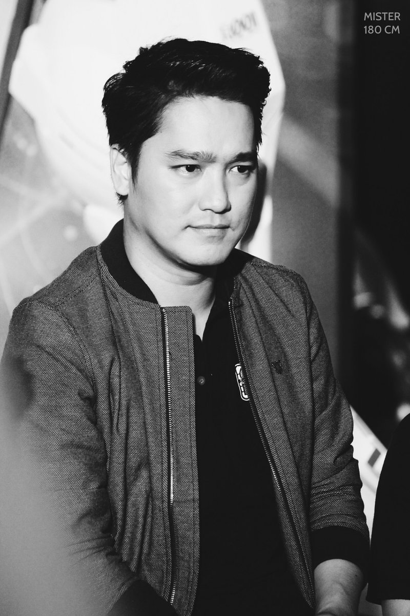 MISTER180CM's tweet photo. I have loved you for a thousand years.
I’ll love you for a thousand more. #เอ๊ะจิรากร #จิราคาเฟ่ #Aejirakorn https://t.co/FevXtv0wor