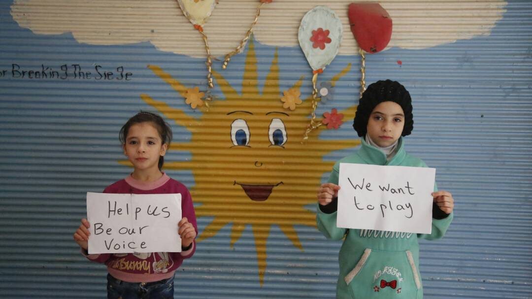 Noor_and_Alaa's tweet image. We want to #Play
Help us 
Be our Voice
#Ghouta#Syria