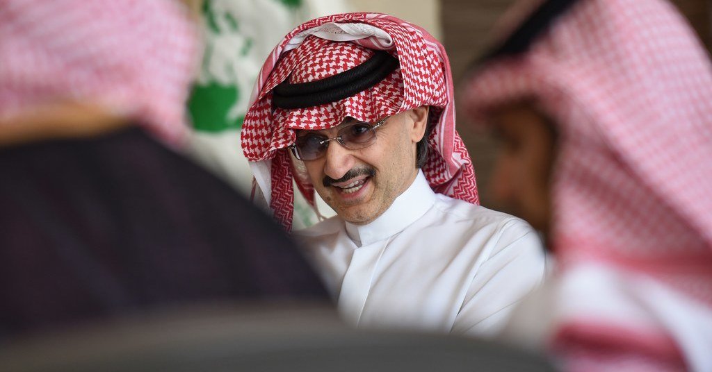 BuzzFeedWorld's tweet photo. This Is What You Need To Know About The Huge Shake Up In Saudi Arabia https://t.co/En8P7w8k8a https://t.co/KQNSrkgTbc