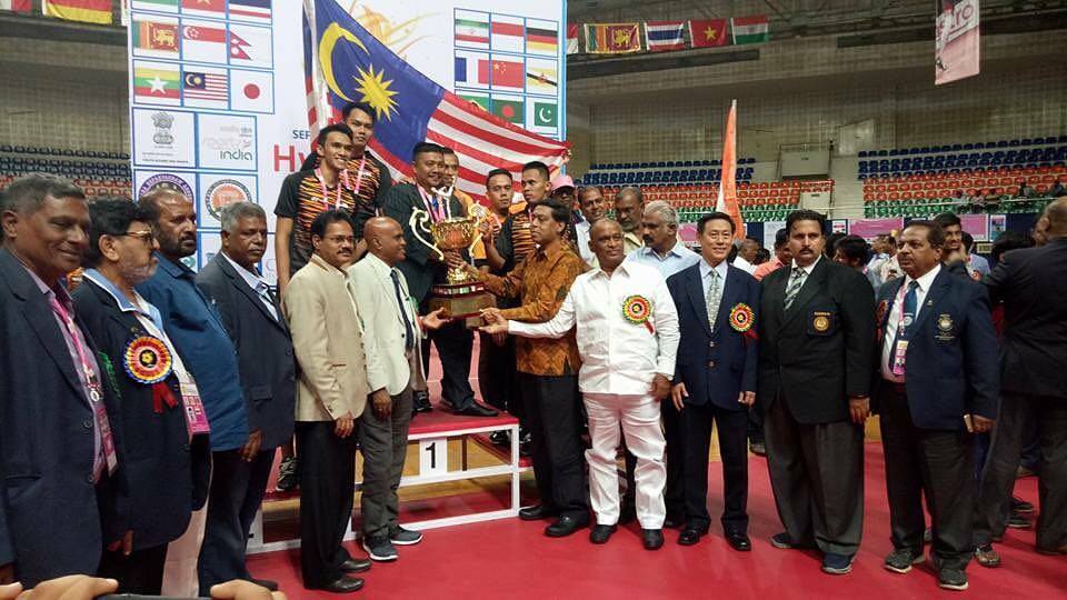 bharianmy tweet picture