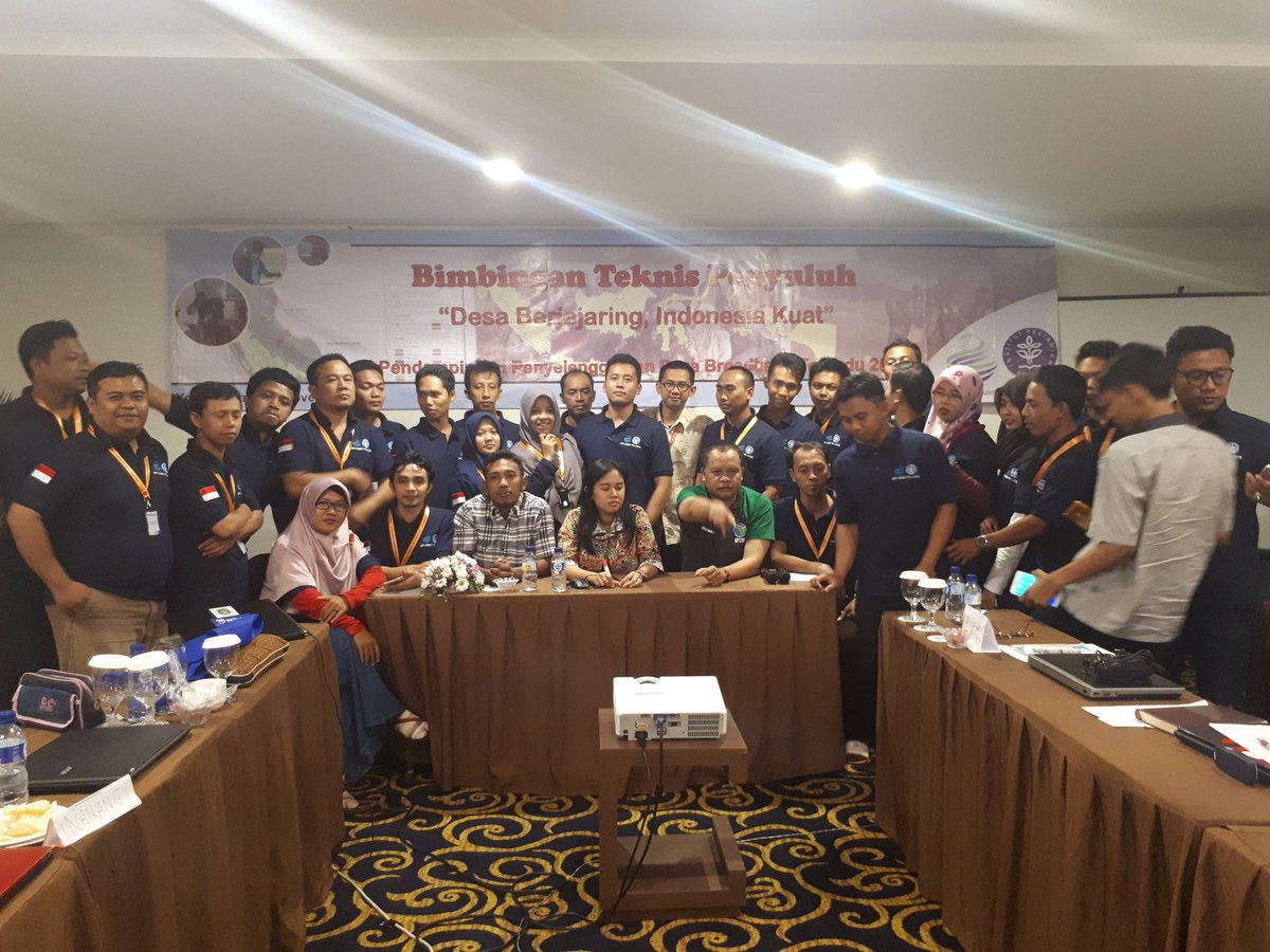 roedyrustam's tweet photo. Menebar semangat platform tata kelola desa atas dukungan @BP3TIKominfo @kemkominfo #sideka cc @KemenDesa @Kemendagri_RI @bpkri https://t.co/mB6RdMjgHP