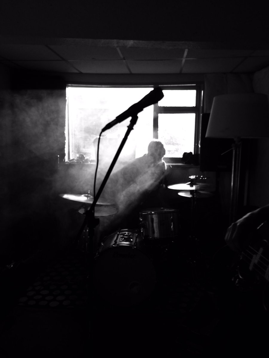 HighHazels's tweet photo. Sunday Rehearsals. 

'...I've been up for too long, then you put your music on...' #sequineyes https://t.co/e8JAWNOrLp