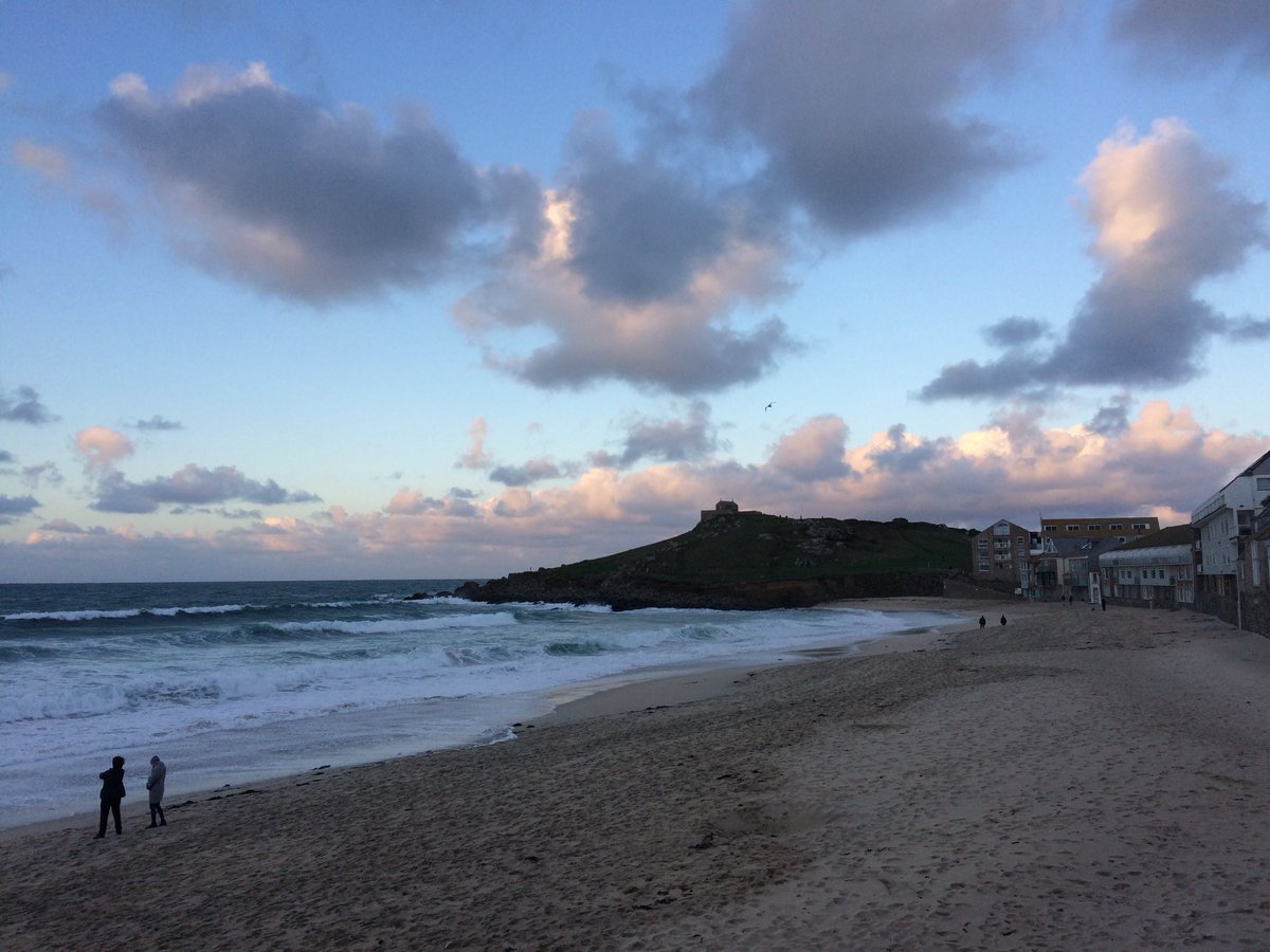 St Ives tweet media
