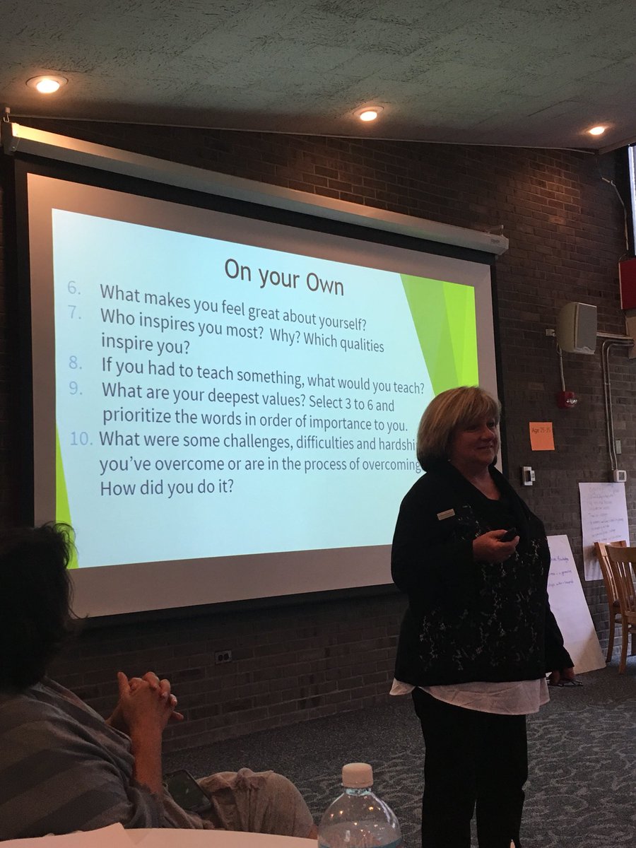 jjshlp's tweet photo. #SchoolNurseLeaders discuss Purpose & Passion #JJSHLPFall17 https://t.co/xFzw7A9jM1