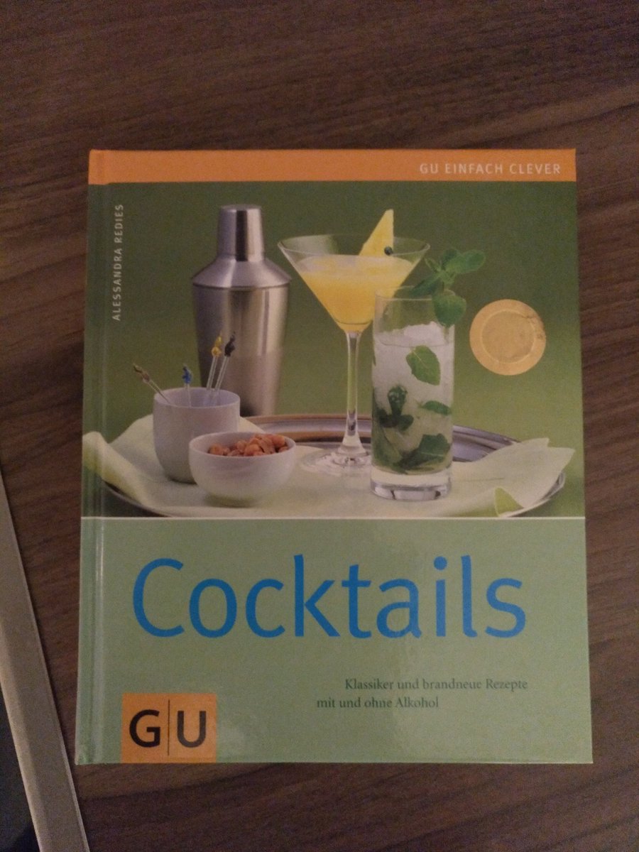 _katzentante's tweet photo. Vorbereitung auf meinen ersten Cocktail - Abend nächste Woche 😏 https://t.co/RZCrEHxRFy