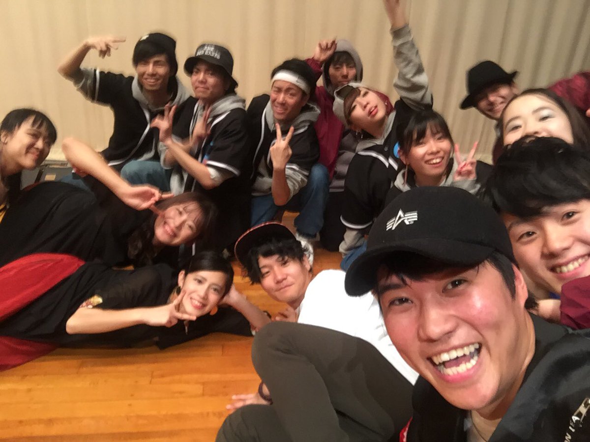 cacaomin's tweet photo. EDでOB・OGは
自撮りで遊びました。
みんなお疲れ様でした！ https://t.co/jdJKb3yDIC