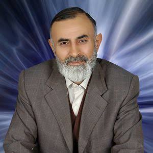 Bu akşam itibariyle vefat eden Besairu'l Kuran ve Besairu'l Hadis yazarı Ali KÜÇÜK Hoca'ya Allah rahmet etsin, kusurlarını affetsin..