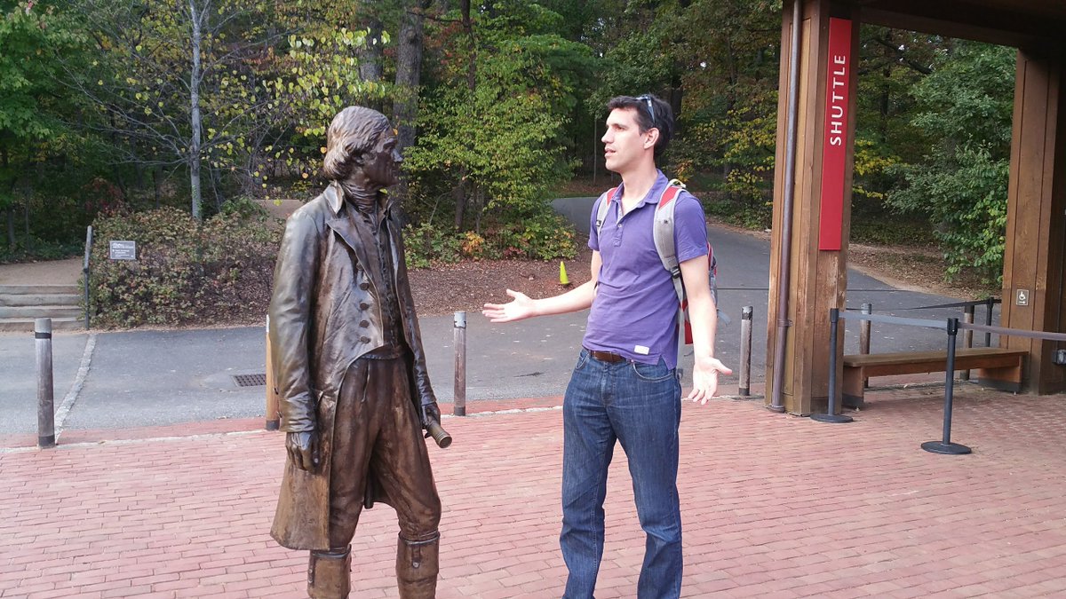 guikemel's tweet photo. Visited @TJMonticello a few weeks ago, with some delay here's my #TJselfie. Dude, we need to talk. https://t.co/tMruZqClgW