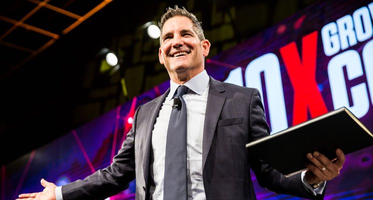 GrantCardone's tweet photo. Grind while others sleep, learn while others party, and you will live the way they only dream about.

https://t.co/xtVFVrO6Dn https://t.co/t8UNiX7oGZ
