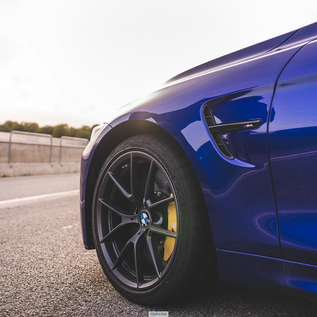 JulienDoclot's tweet photo. Sunset 🌅 📷 Sony Alpha 7 + Sony 16-35mm F2.8
____________
#picoftheday #sony #sonya7 #sonyalpha #sonyalpha7 #carstagram #carsofintagram #car… https://t.co/6rTEPgHGg9