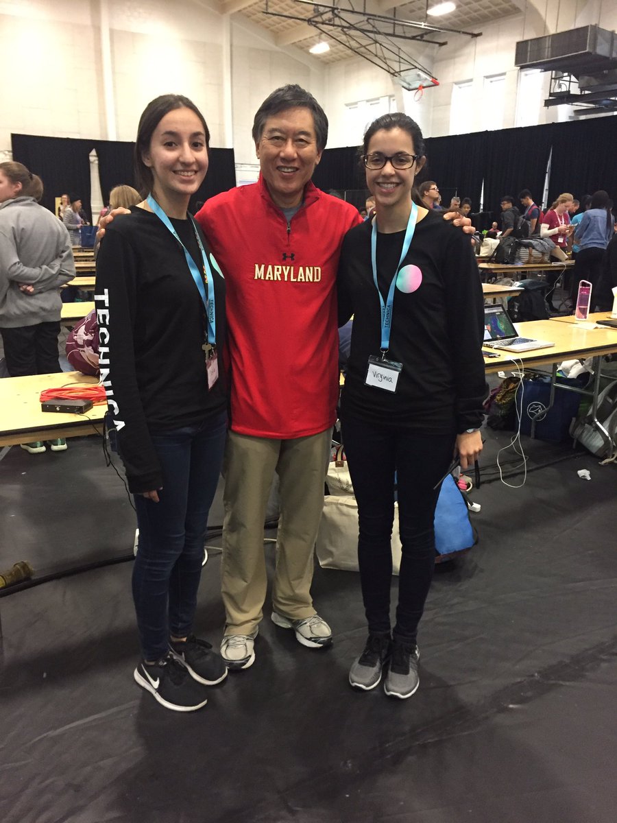 gotechnica's tweet photo. Our wonderful Co-Directors with UMD President Loh! #Technica17 https://t.co/uMMQABiQYg